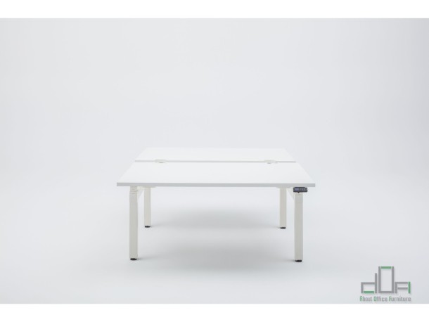 Birou operational OGI DRIVE reglabil pe inaltime #AboutOfficeFurniture