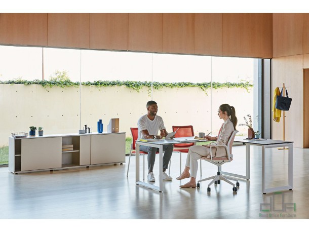 Scaun meeting-vizitator URBAN PLUS #AboutOfficeFurniture