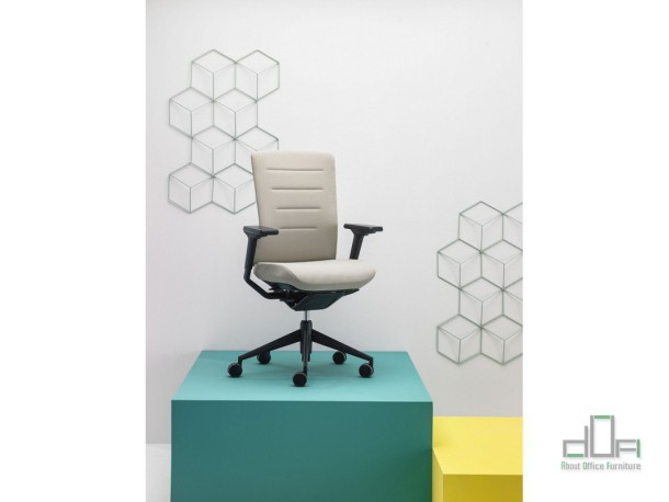 Scaun ergonomic managerial TNK FLEX #AboutOfficeFurniture