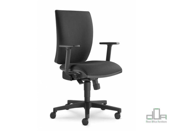 Scaun ergonomic operational LYRA #AboutOfficeFurniture