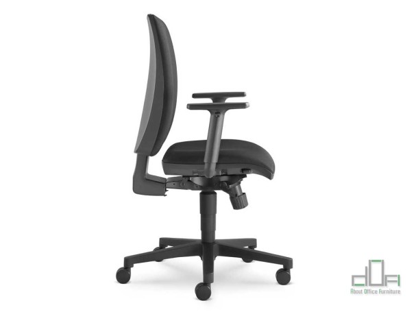 Scaun ergonomic operational LYRA #AboutOfficeFurniture