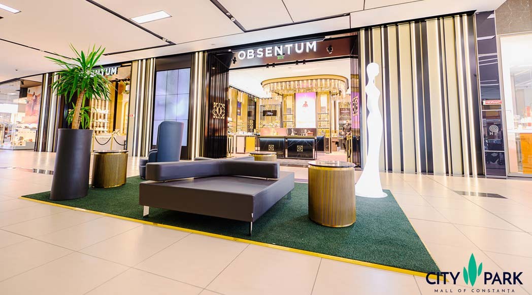 Amenajare zona relaxare in fata magazinului Obsentum din City Park Constanta